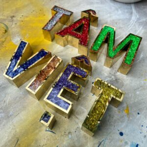 CHỮ INOX ĐỔ ĐÁ